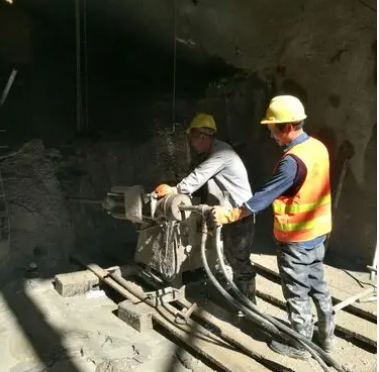 岑溪水下抗分散灌浆料特点 水下不分散注浆料介绍