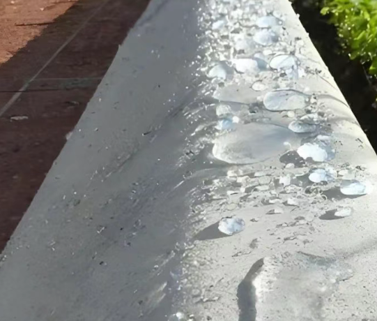 岑溪硅烷浸渍涂料在混凝土保护中的应用